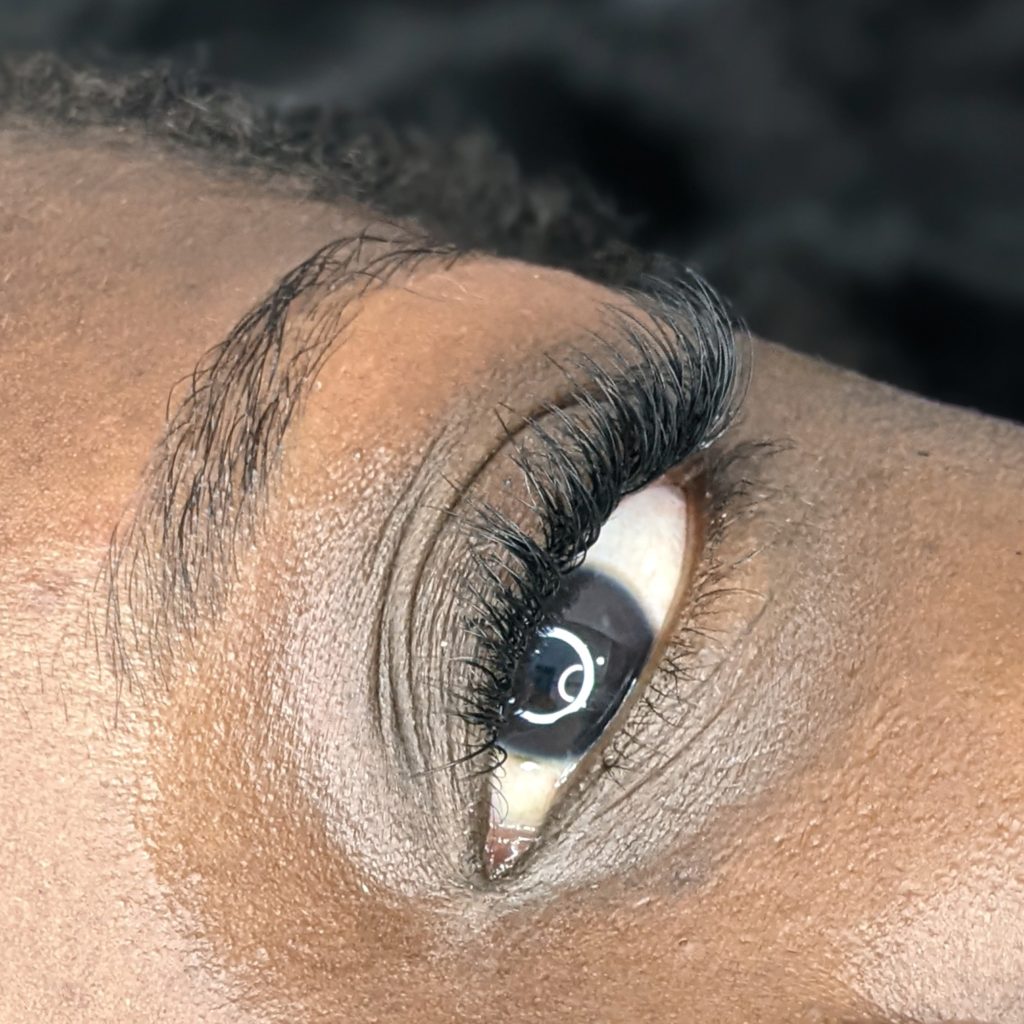 single lash very short fullset fusion lash extensions by The Auracle Salon Portmore Jamaica