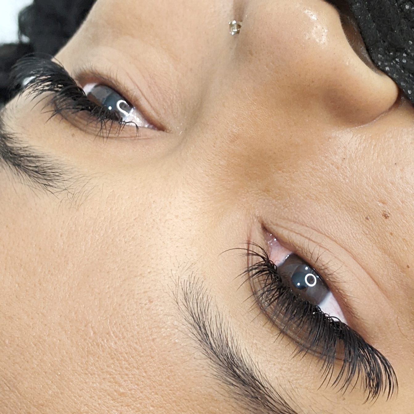 Hybrid wispy half classic half volume long medium fullset fusion lash extensions by The Auracle Salon Portmore Jamaica