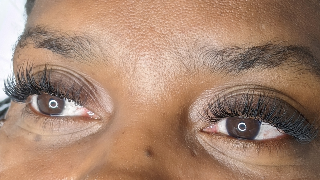 Flat lash ellipse lash in jamaica fusion auracle salon portmore